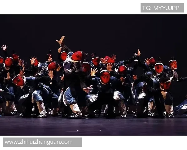 深圳街舞队的进攻策略与风格解析引领街舞热潮的背后故事